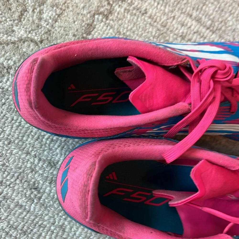 Adidas Men’s Messi F50 Multi Ground Blue and Pink Soccer Shoes Size 8.5